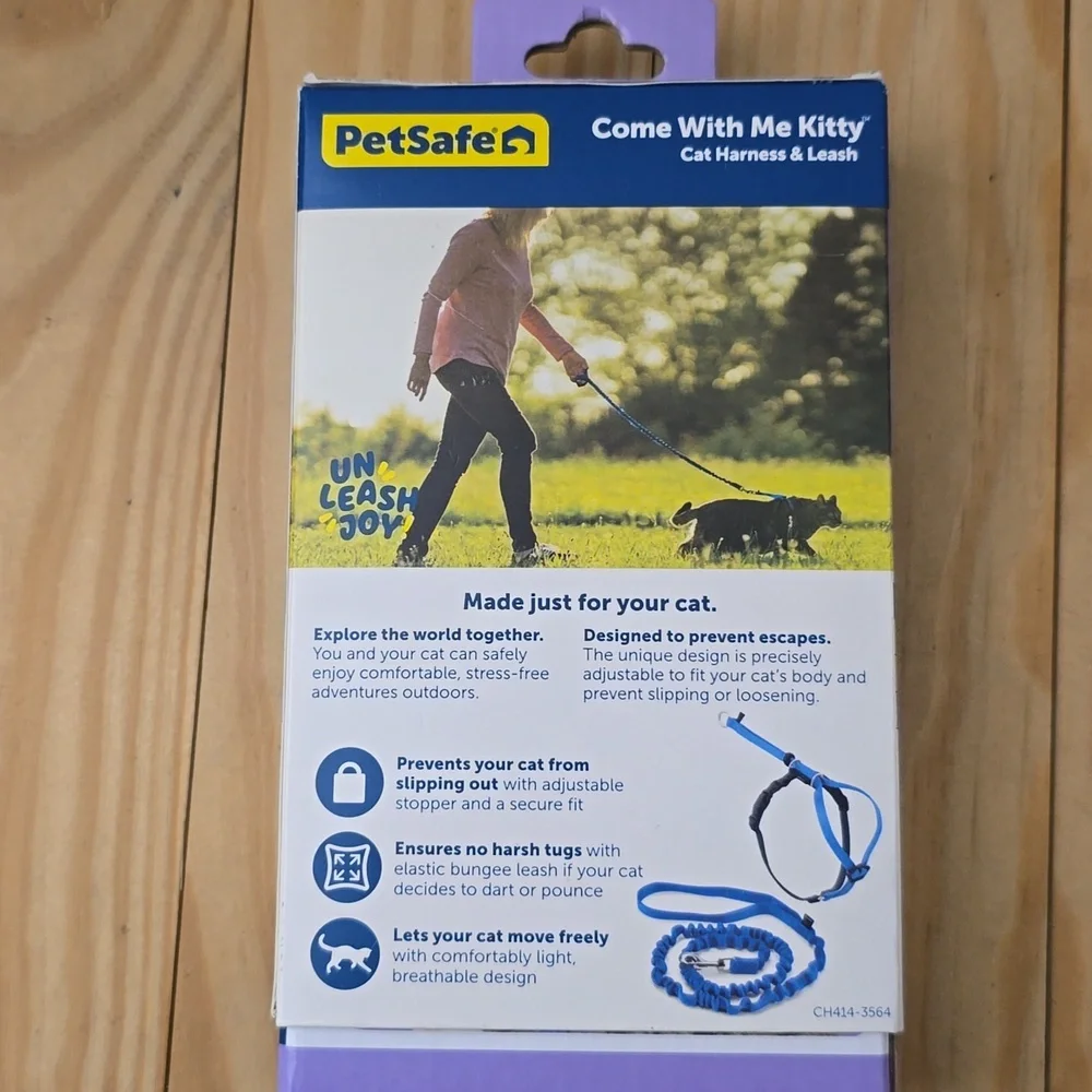 PetSafe Blue Cat Harness & Leash Set Size Large